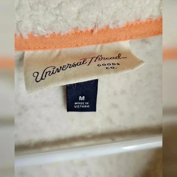 Universal Thread Sherpa Jacket Colorblock Cream Orange Navy, Medium - Picture 3 of 4